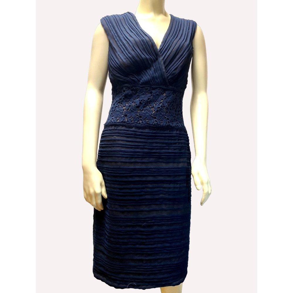 Tadashi Shoji Navy Chiffon Pleated‎ V-Neck Sheath Dress Size 8 Style OC353M